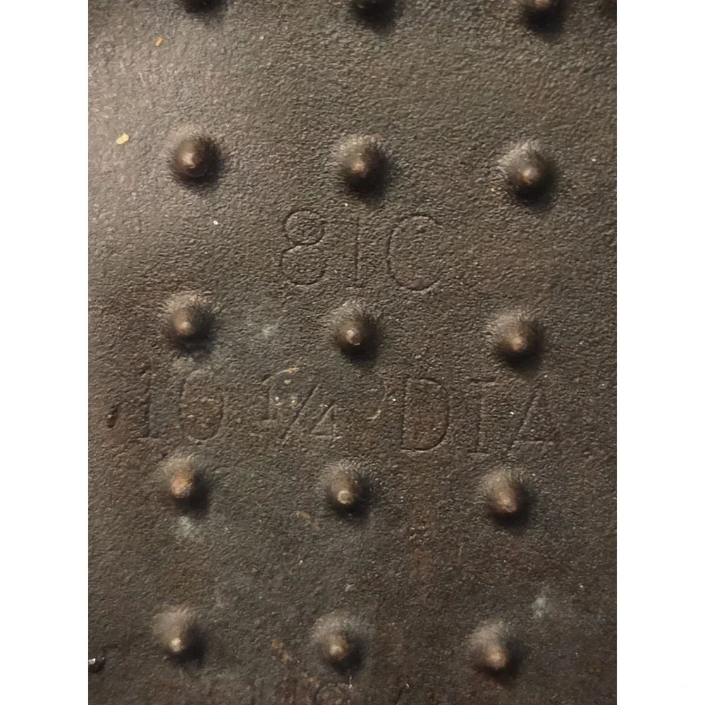 Lodge Cast Iron Basting Dutch Oven Lid 10.25" 8IC USA - Picture 2 of 2